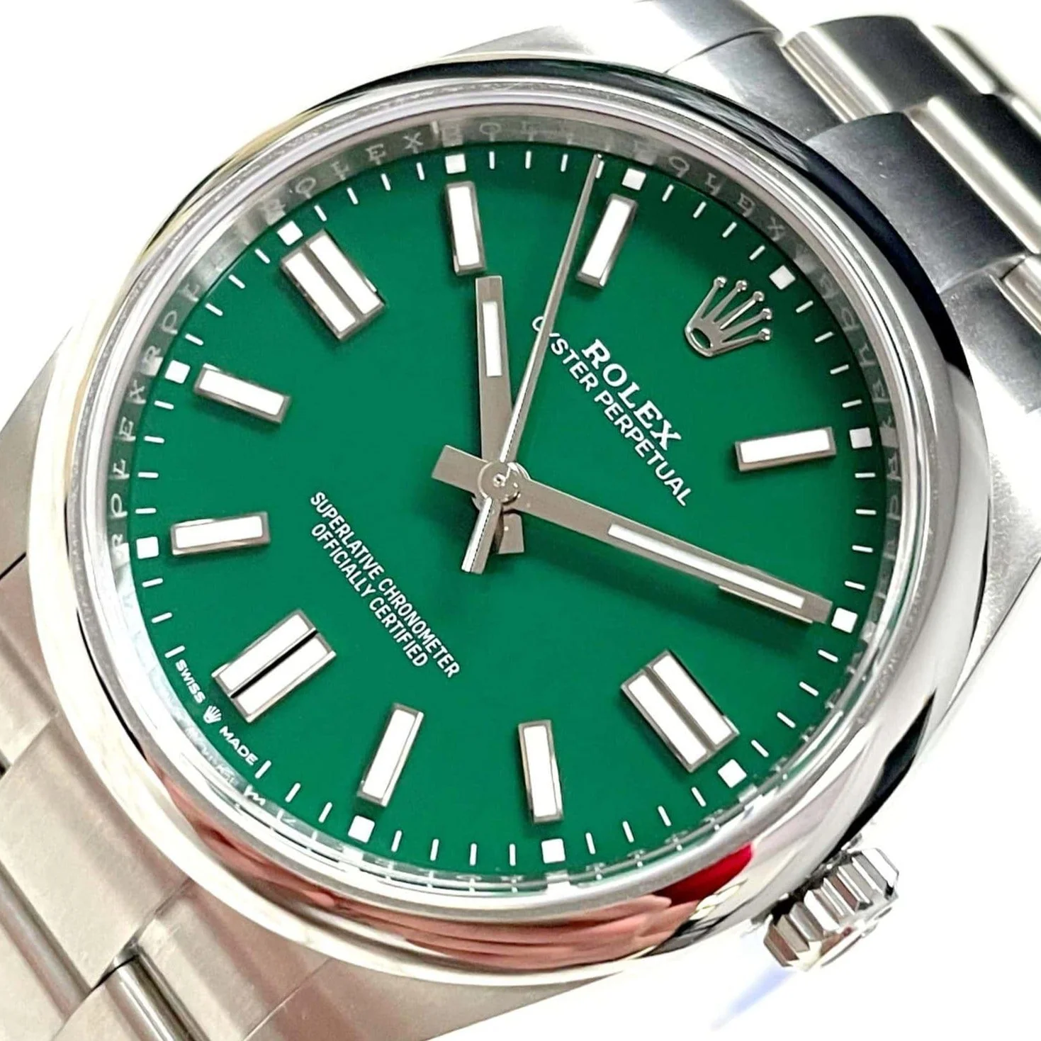 Rolex Oyster Perpetual Green - Image 3