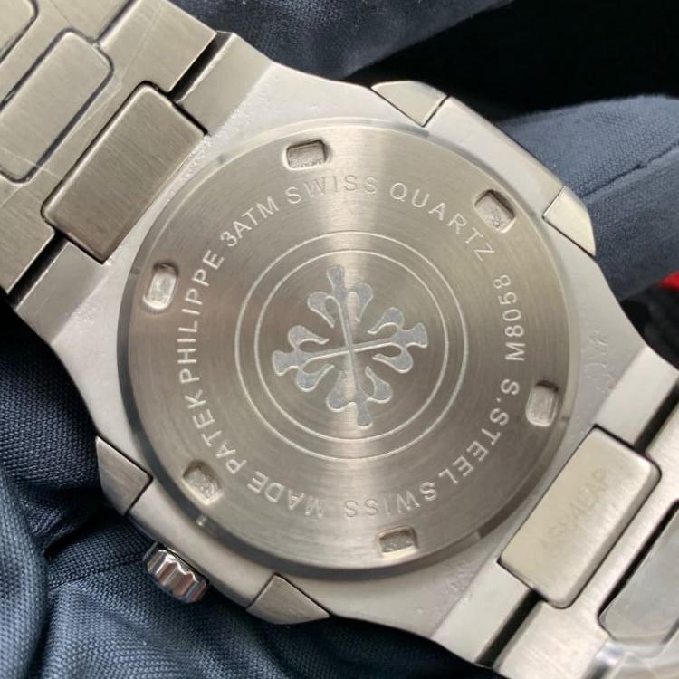 Patek Philippe Nautilus Silver 27 mm - Image 5