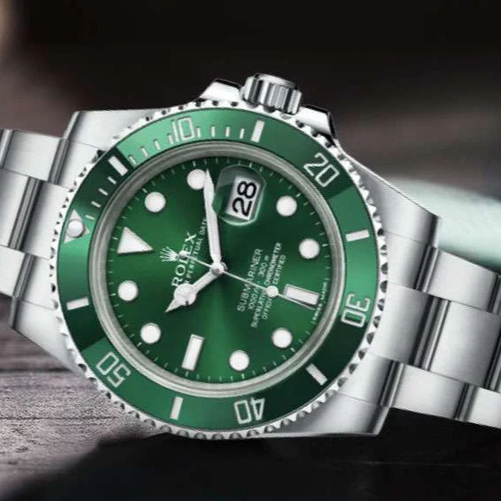 Rolex Submariner Date 'Hulk' Stainless Steel Green Dial - Image 4