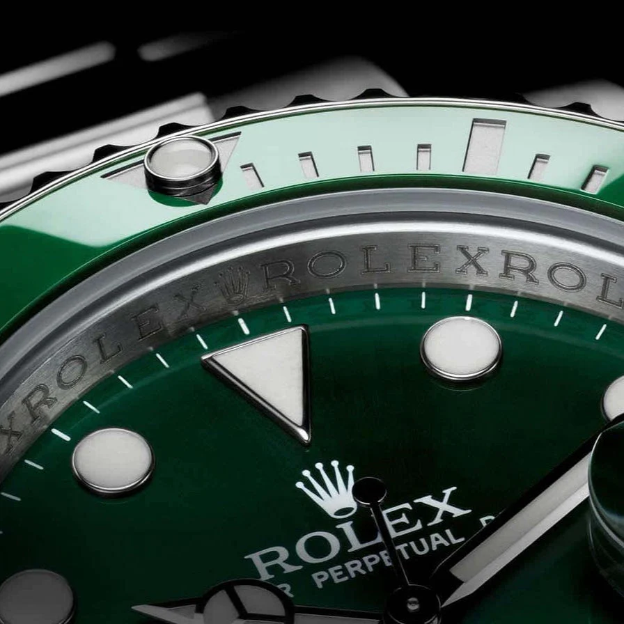 Rolex Submariner Date 'Hulk' Stainless Steel Green Dial - Image 6